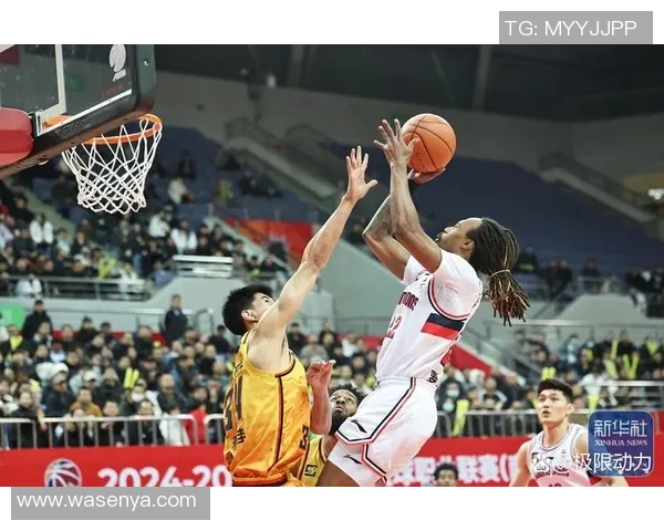 2017年CBA季后赛广东队与广州队激战回顾与精彩瞬间分析