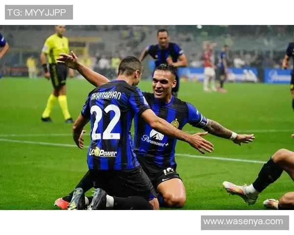 96年AC米兰与申花的经典对决回顾与精彩瞬间分析