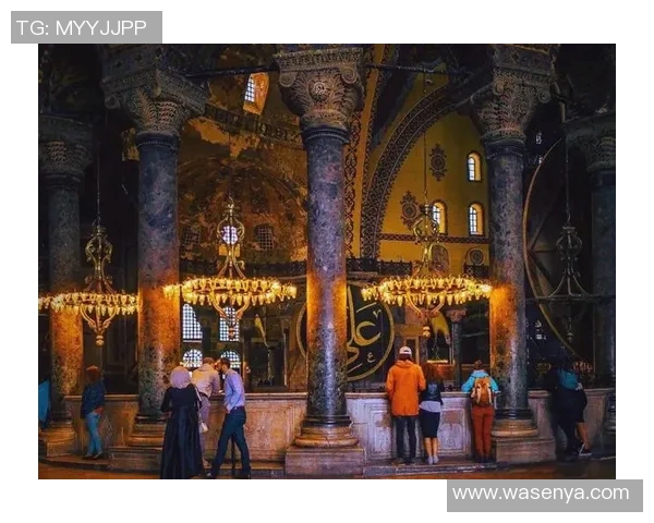 巴黎与伊斯坦堡的文化交融与历史碰撞之旅