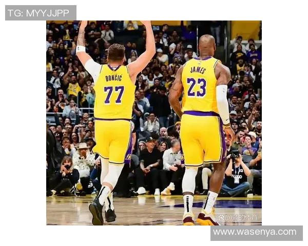 湖人队与快船队激烈对抗引发场内冲突球迷热议比赛暴力事件