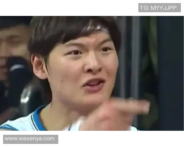 王哲林在对阵北京的比赛中展现出色表现引发球迷热议