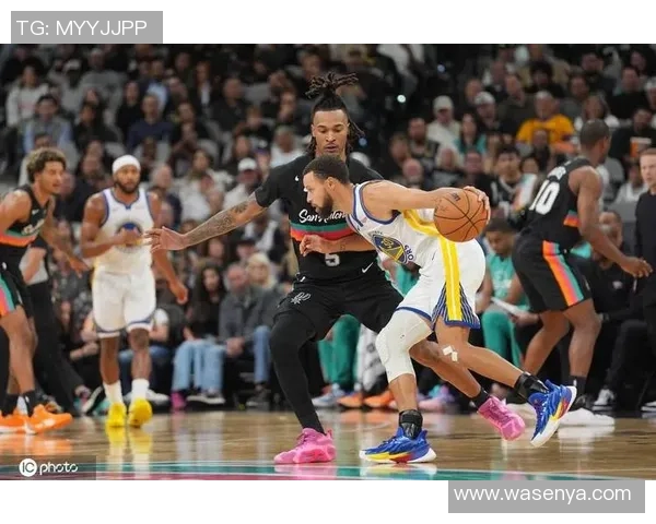 2013年勇士与马刺第四场激战回顾：经典对决与传奇时刻的交织