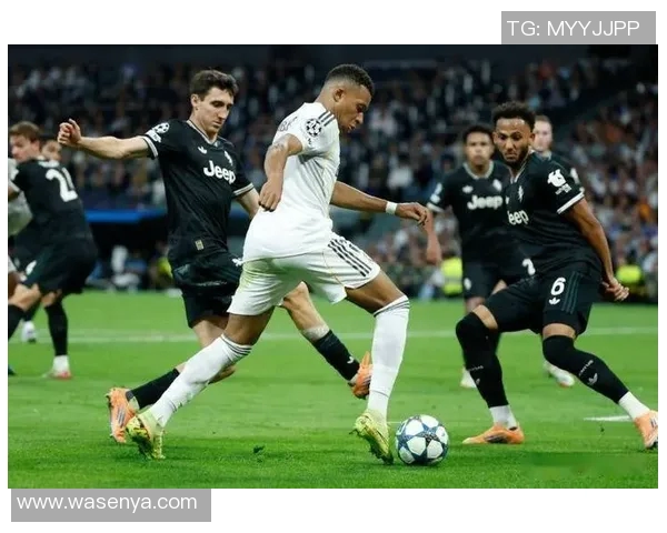 皇家贝蒂迎战皇马争夺西甲荣耀双方球员状态火热期待精彩对决