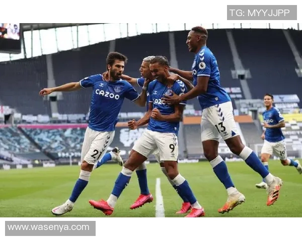 埃弗顿与利兹联首发阵容分析及比赛前瞻解析