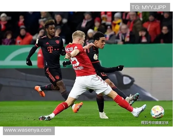 拜仁慕尼黑与利物浦精彩对决视频直播全程回顾与分析 拜仁慕尼黑与利物浦精彩对决视频直播全程回顾与分析